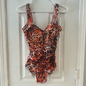 Island Pearl Animal Print One-Piece Swimsuit.  Size 10